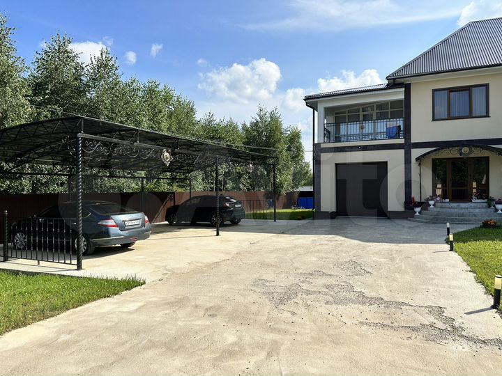 Дом 274 м² на участке 11 сот.