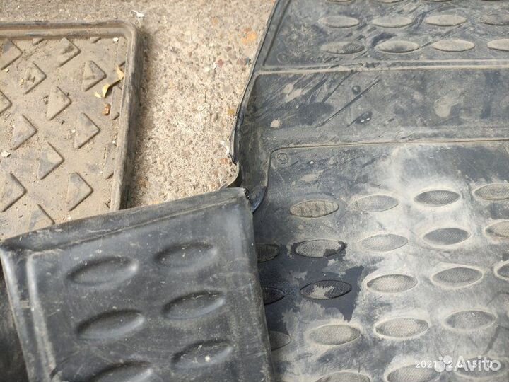 Коврики комплект Kia Ceed G4FC 2009