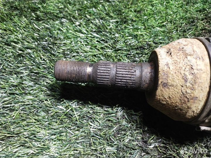 Полуось передняя правая Opel Astra H