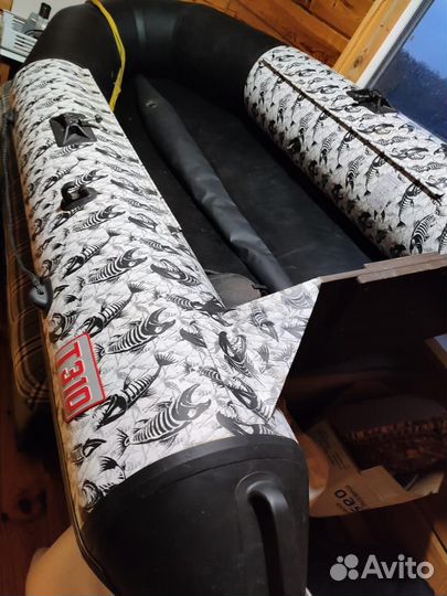 Лодка с мотором