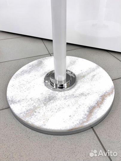 Вешалка напольная для одежды 027