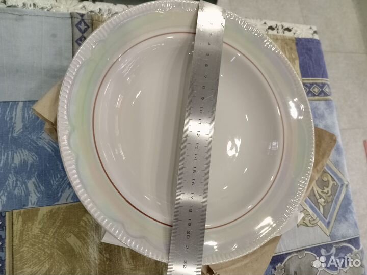 Набор тарелок