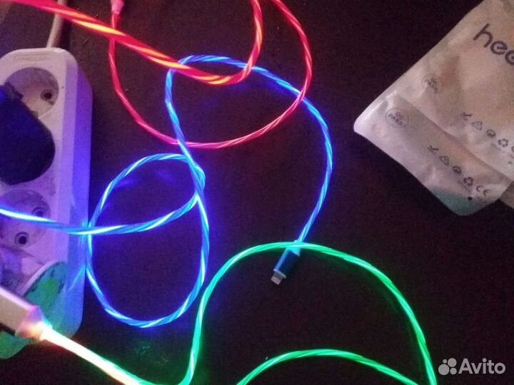 Кабель для зарядки