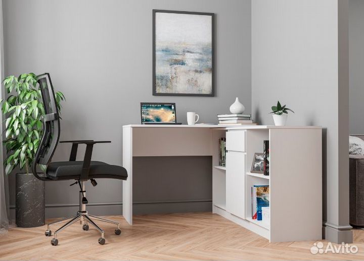 Стол. Бесплатная доставка