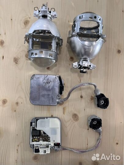 Комплект штатного ксенона camry 40