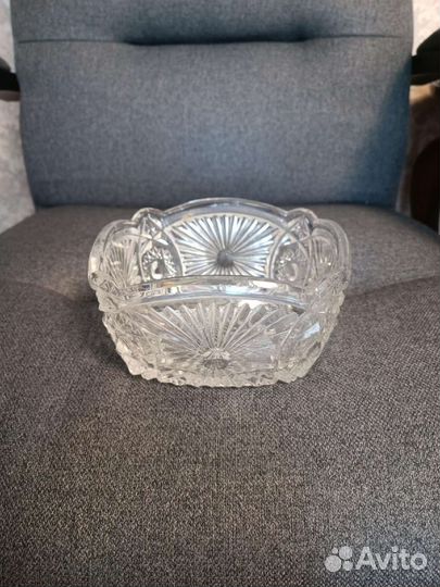 Ваза хрустальная