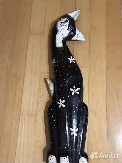 Статуэтка деревянная кошка