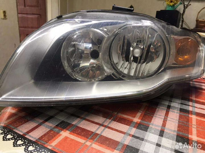 Фара audi A4(B7)