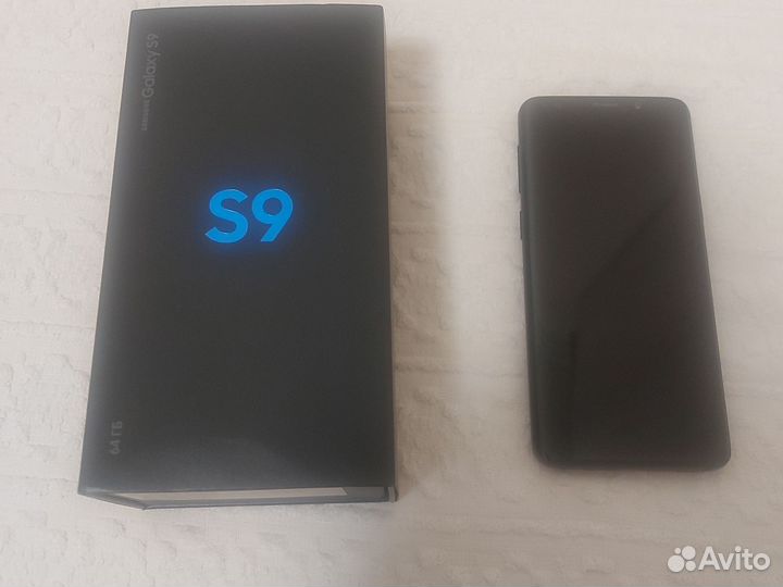 Samsung Galaxy S9, 4/64 ГБ