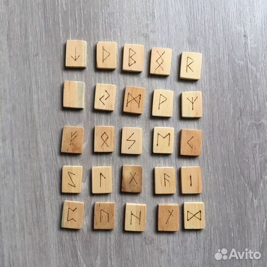 Скандинавские руны 24+1 в сумочке, деревянные