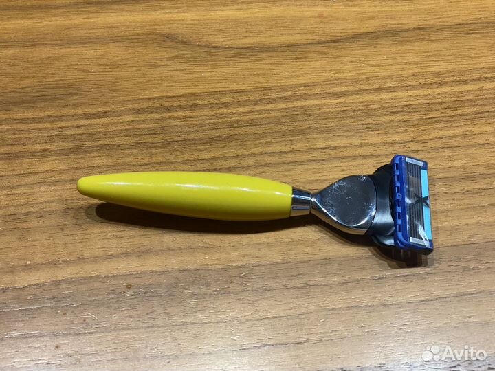 Бритва Muhle Kosmo Mach 3