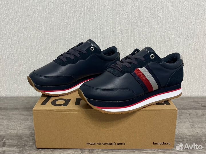 Tommy Hilfiger (38 EU) / Оригинал