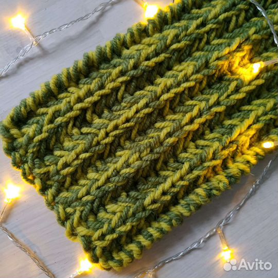 Шарф тёплый ручной работы