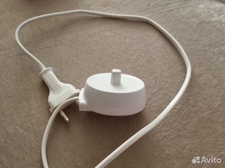 Зарядное для электрической зубной щётки oral-b