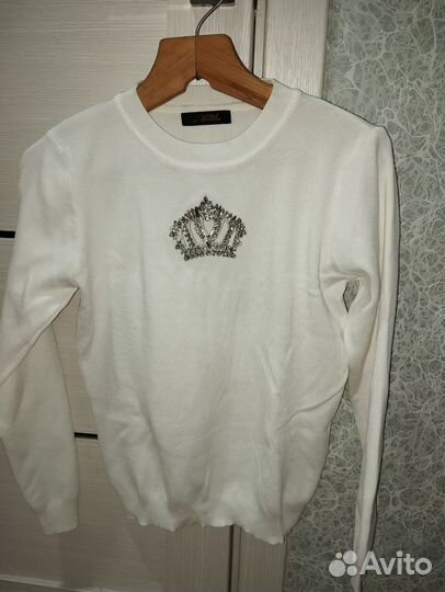 Свитер женский