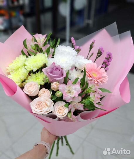 Доставка цветов по городу и району