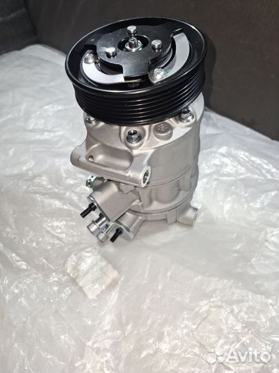 Компрессор кондиционера Volkswagen Polo 5 рест