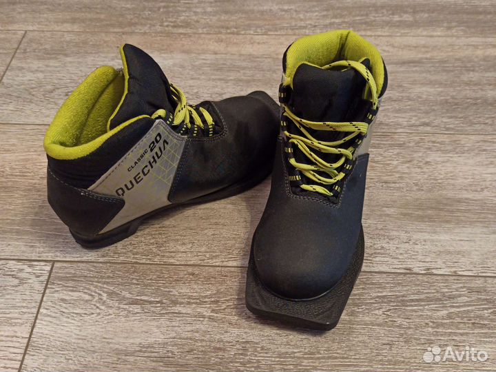Лыжные ботинки Quechua classic 20 32размер