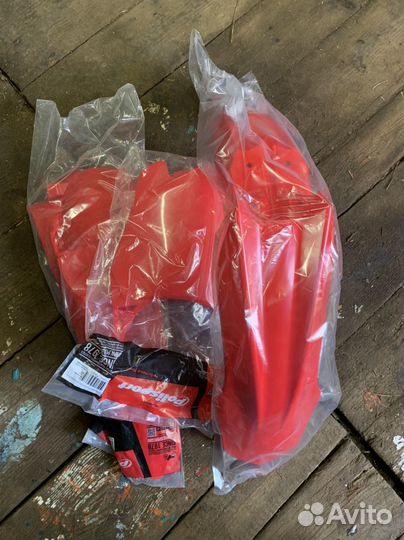 Пластик для кроссового мотоцикла Honda CRF