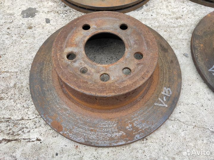 Комплект тормозных дисков на Opel Vectra B