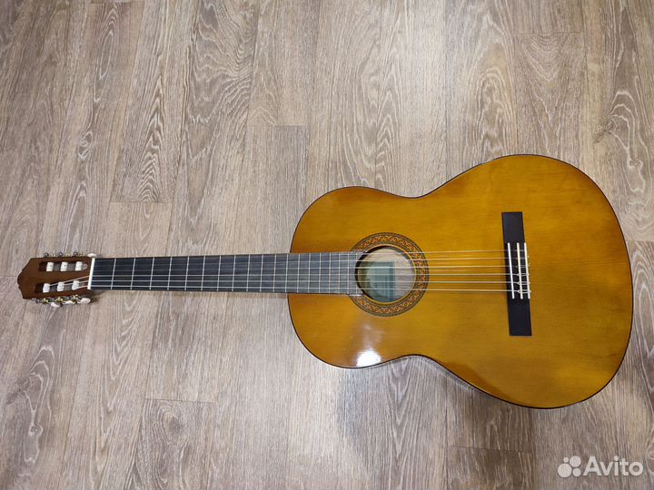 Гитара yamaha c40