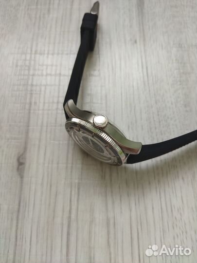 200м Cali ретро дайвер