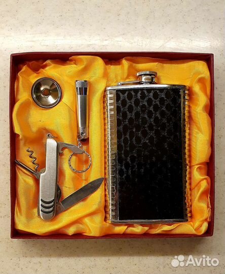 Набор с флягой подарочный