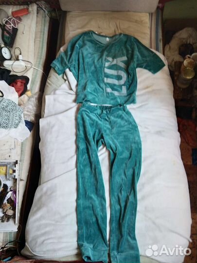 Спортивный костюм женский