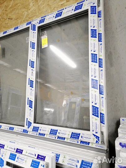 Пластиковые окна 1198х1200 мм