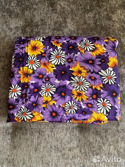 Отрезы ткани (ситец, шелк, сатин)