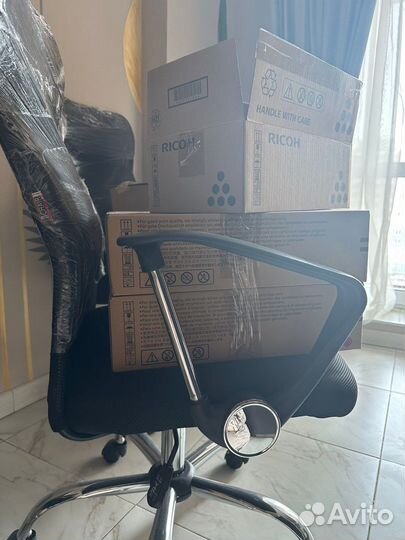 Офисное кресло игровой стул компьютерный