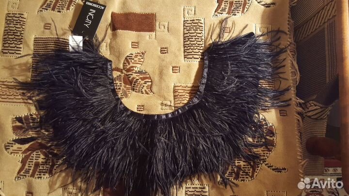 Новый воротник из перьев