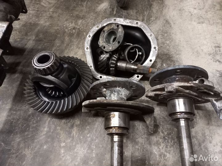 Задний мост на Ssang Yong 3.81