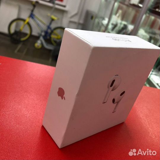 Наушники Apple AirPods 3 1 в 1