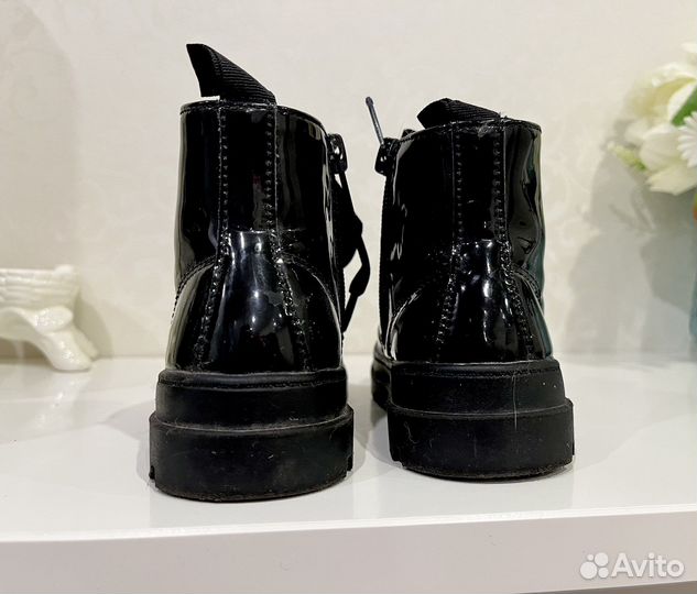 Ботинки лакированные для девочки H&М
