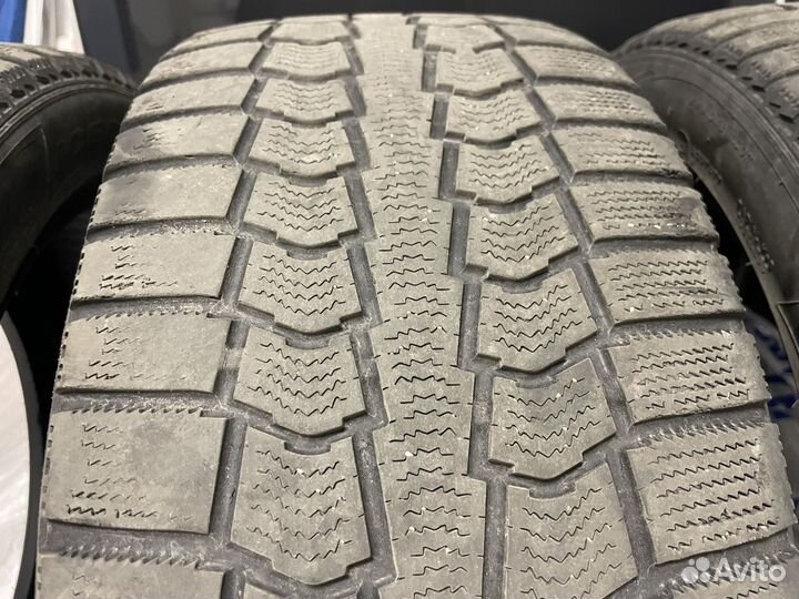 Pirelli Winter Ice Control 225/45 R17