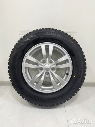 Новые Mitsubishi Outlander, Bridgestone 215/70 R16