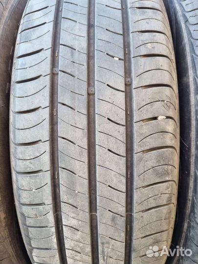 Kumho Ecowing ES01 KH27 205/65 R16