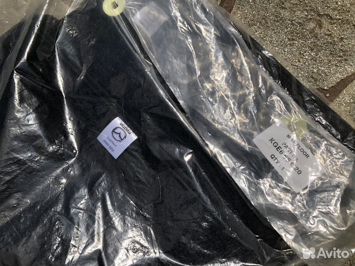 Новые велюровые коврики салона Mazda CX-5 Новые