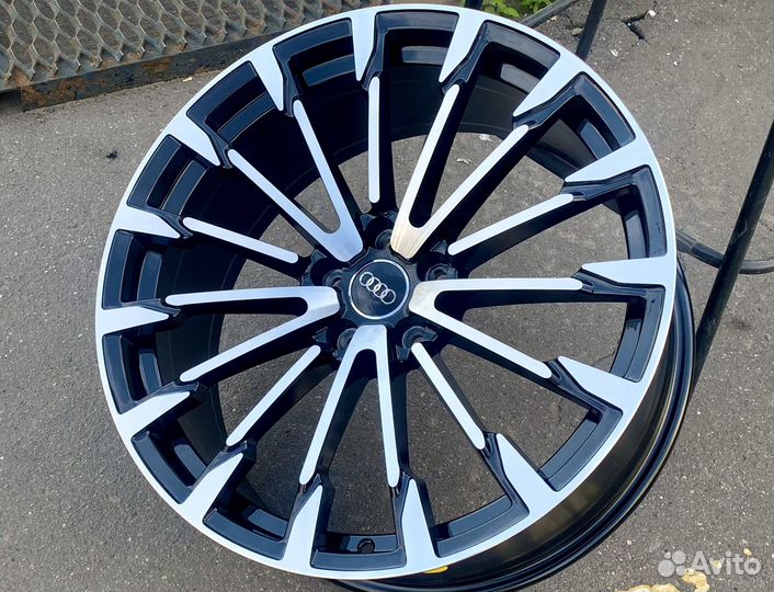 Дтски Ауди А4 А5 А6 А7 А8 r18 5/112