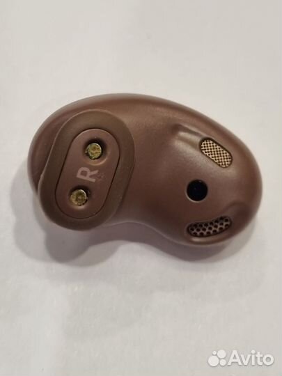 Правый наушник samsung galaxy buds live