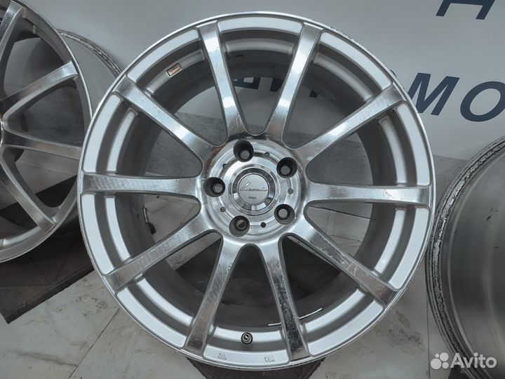 Красивые диски r18 5x114.3