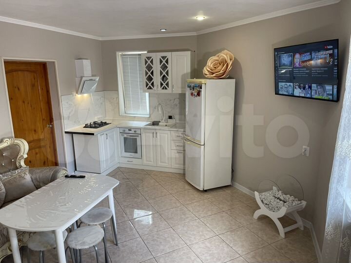 Комната 40 м² в 2-к., 1/3 эт.