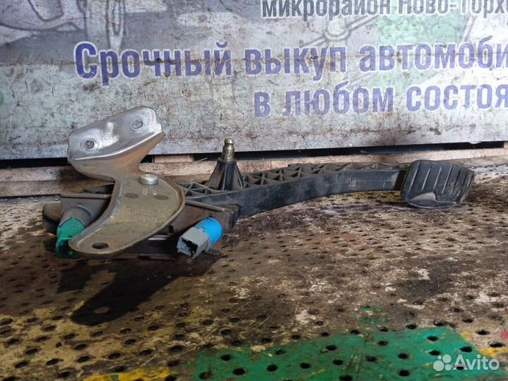 Педаль сцепления Renault Megane 2