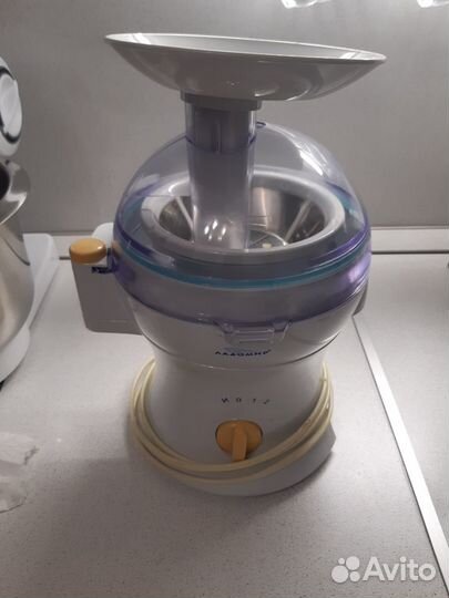 Соковыжималка Ладомир