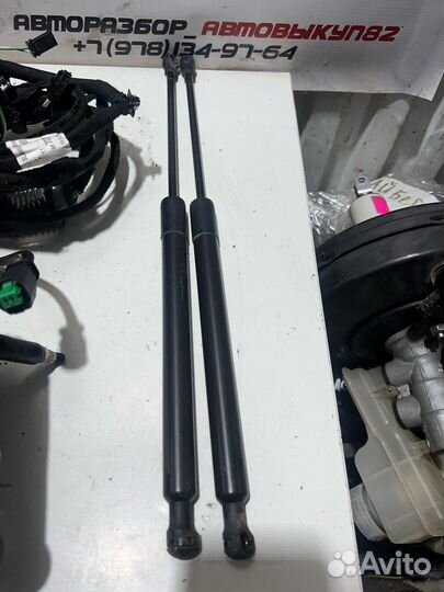 Peugeot 308 Пежо 308 поводок дворника задний