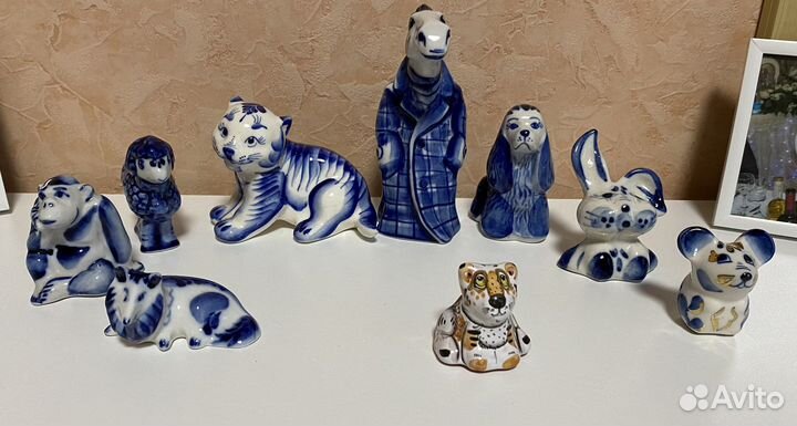 Статуэтки фигурки гжель