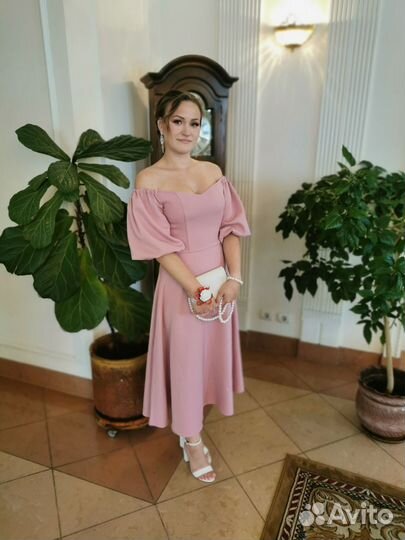 Вечернее платье