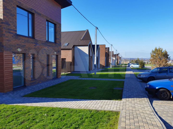 Таунхаус 105 м² на участке 2 сот.