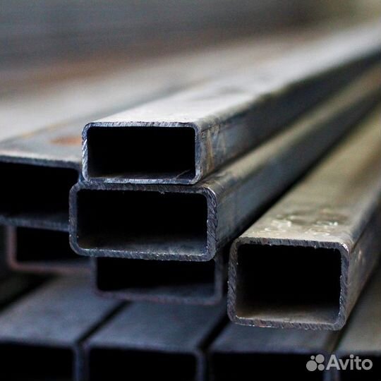 Труба профильная (профтруба) 40*20*1,5 6 м